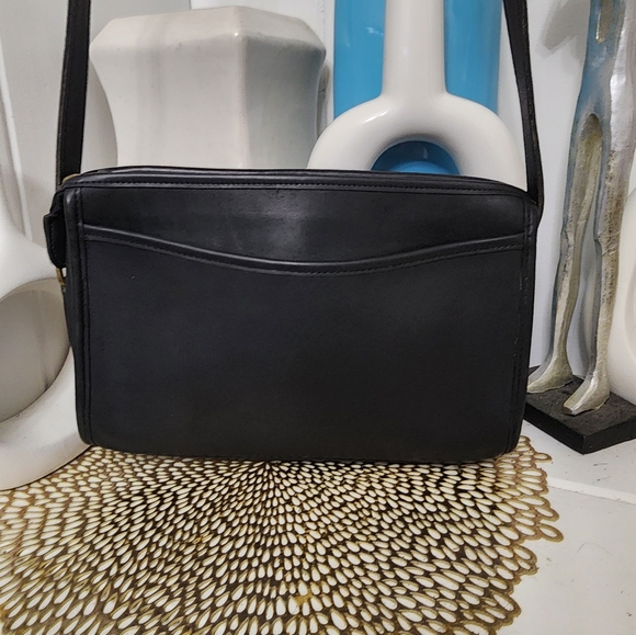 Vintage Coach Taylor Bag 9944 - Picture 4 of 15